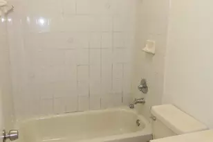 7001 W 35th Ave, Hialeah, FL 33018 - Photo 19