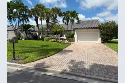 9 Windsor Lane, Boynton Beach, FL 33436 - Photo 1