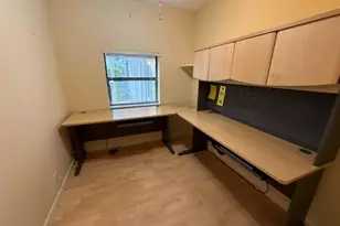 9 Windsor Ln, Boynton Beach, FL 33436 - Photo 25