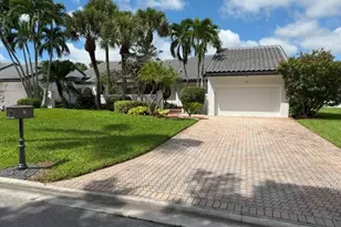 9 Windsor Ln, Boynton Beach, FL 33436 - Photo 1