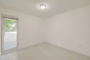 2100 Brickell Ave, Miami, FL 33129 - Photo 19