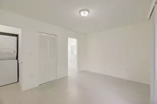 2100 Brickell Ave, Miami, FL 33129 - Photo 15