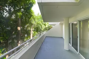 2100 Brickell Ave, Miami, FL 33129 - Photo 23