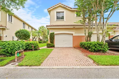 4212 Vineyard Circle, Weston, FL 33332 - Photo 1