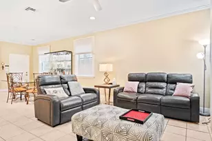 4212 Vineyard Cir, Weston, FL 33332 - Photo 11