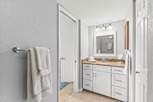 145 Yacht Club Way, Hypoluxo, FL 33462 - Photo 21