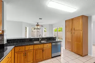 245 Via Milan Terrace, Davie, FL 33325 - Photo 5