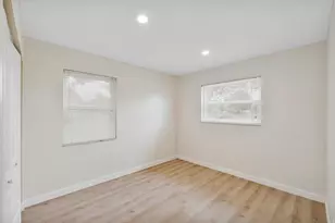 8095 St John Ave W, Boynton Beach, FL 33472 - Photo 11