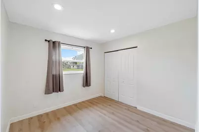 8095 W Saint John Avenue W, Boynton Beach, FL 33472 - Photo 13