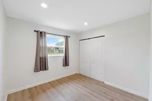8095 W Saint John Ave W, Boynton Beach, FL 33472 - Photo 13