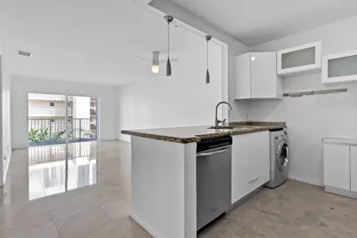 677 NE 24th Street #504, Miami, FL 33137 - Photo 1