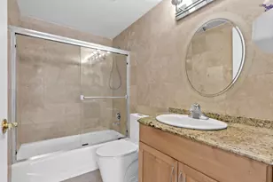 677 NE 24th St, Miami, FL 33137 - Photo 15