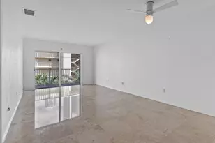 677 NE 24th St, Miami, FL 33137 - Photo 9