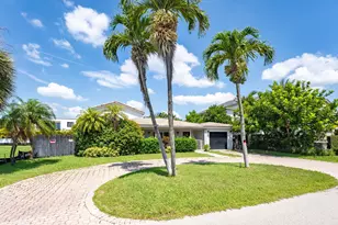 299 NE Wavecrest Ct, Boca Raton, FL 33432 - Photo 5