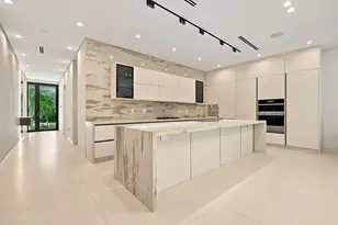 1005 NE 3rd St, Fort Lauderdale, FL 33301 - Photo 3