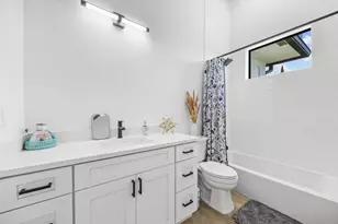 896 SW Squire Johns Ln, Palm City, FL 34990 - Photo 27