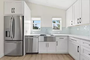 530 NE 3rd Ave NE, Delray Beach, FL 33444 - Photo 13
