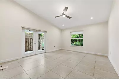 530 NE 3rd Avenue NE, Delray Beach, FL 33444 - Photo 21