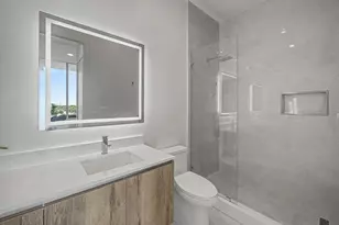 220 Lake Shore Dr, Lake Park, FL 33403 - Photo 45