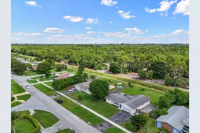 7423 Oakmont Drive, Greenacres, FL 33467 - Photo 31