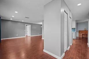 7423 Oakmont Dr, Greenacres, FL 33467 - Photo 3