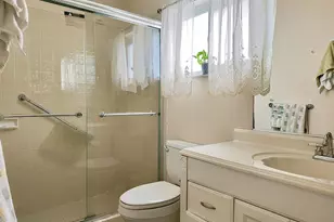 1061 NW 85th Terrace, Plantation, FL 33322 - Photo 13