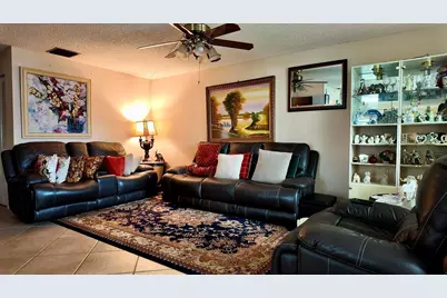 1061 NW 85th Terrace #A111, Plantation, FL 33322 - Photo 3
