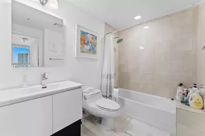 90 SW 3rd Street #1410, Miami, FL 33130 - Photo 11