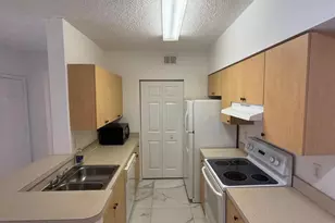 10330 Fox Trail Rd S, West Palm Beach, FL 33411 - Photo 5