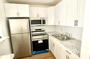 203 Easthampton I, West Palm Beach, FL 33417 - Photo 3
