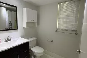 2240 N Cypress Bend Dr, Pompano Beach, FL 33069 - Photo 13
