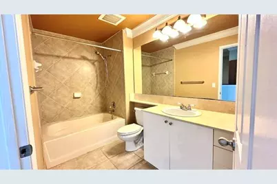 100 NE 6th Street #709, Boynton Beach, FL 33435 - Photo 9