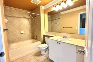 100 NE 6th St, Boynton Beach, FL 33435 - Photo 9