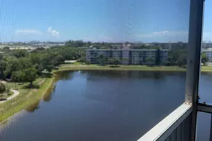2900 N Course Dr, Pompano Beach, FL 33069 - Photo 9