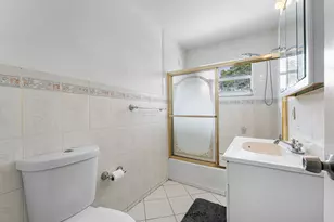 5543 SW 7th St, Margate, FL 33068 - Photo 15