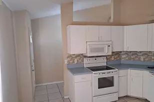 212 SW Ewing Ave, Port Saint Lucie, FL 34983 - Photo 3