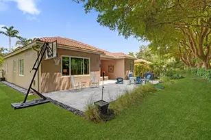 706 Tulip Cir, Weston, FL 33327 - Photo 77