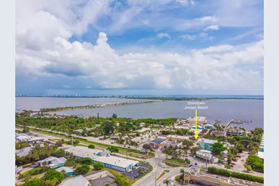 2546 NE Hickory Avenue #B Efficiency, Jensen Beach, FL 34957 - Photo 13