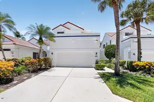 21692 Cromwell Cir, Boca Raton, FL 33486 - Photo 1