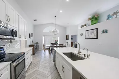 1875 Oak Berry Circle, Wellington, FL 33414 - Photo 7