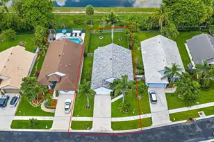 1875 Oak Berry Cir, Wellington, FL 33414 - Photo 23
