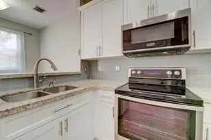 11757 NW 47th Dr, Coral Springs, FL 33076 - Photo 21
