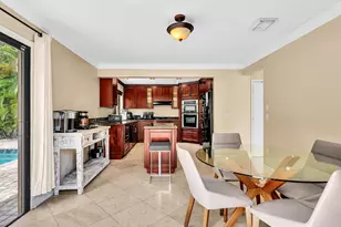 3971 NW 5th Dr, Deerfield Beach, FL 33442 - Photo 17