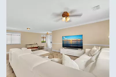 3971 NW 5th Drive, Deerfield Beach, FL 33442 - Photo 13