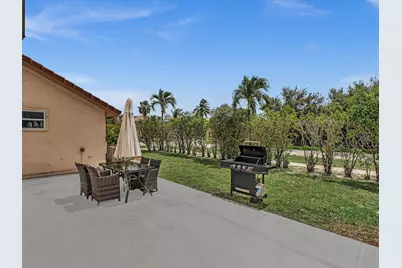 3971 NW 5th Drive, Deerfield Beach, FL 33442 - Photo 23