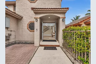 3971 NW 5th Drive, Deerfield Beach, FL 33442 - Photo 5