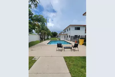 240 SW 7th Street #9, Boca Raton, FL 33432 - Photo 23