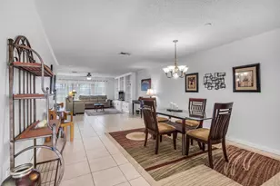2886 Fernley Dr E, West Palm Beach, FL 33415 - Photo 11