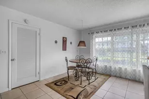 2886 Fernley Dr E, West Palm Beach, FL 33415 - Photo 21