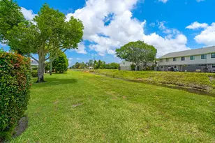 2886 Fernley Dr E, West Palm Beach, FL 33415 - Photo 29
